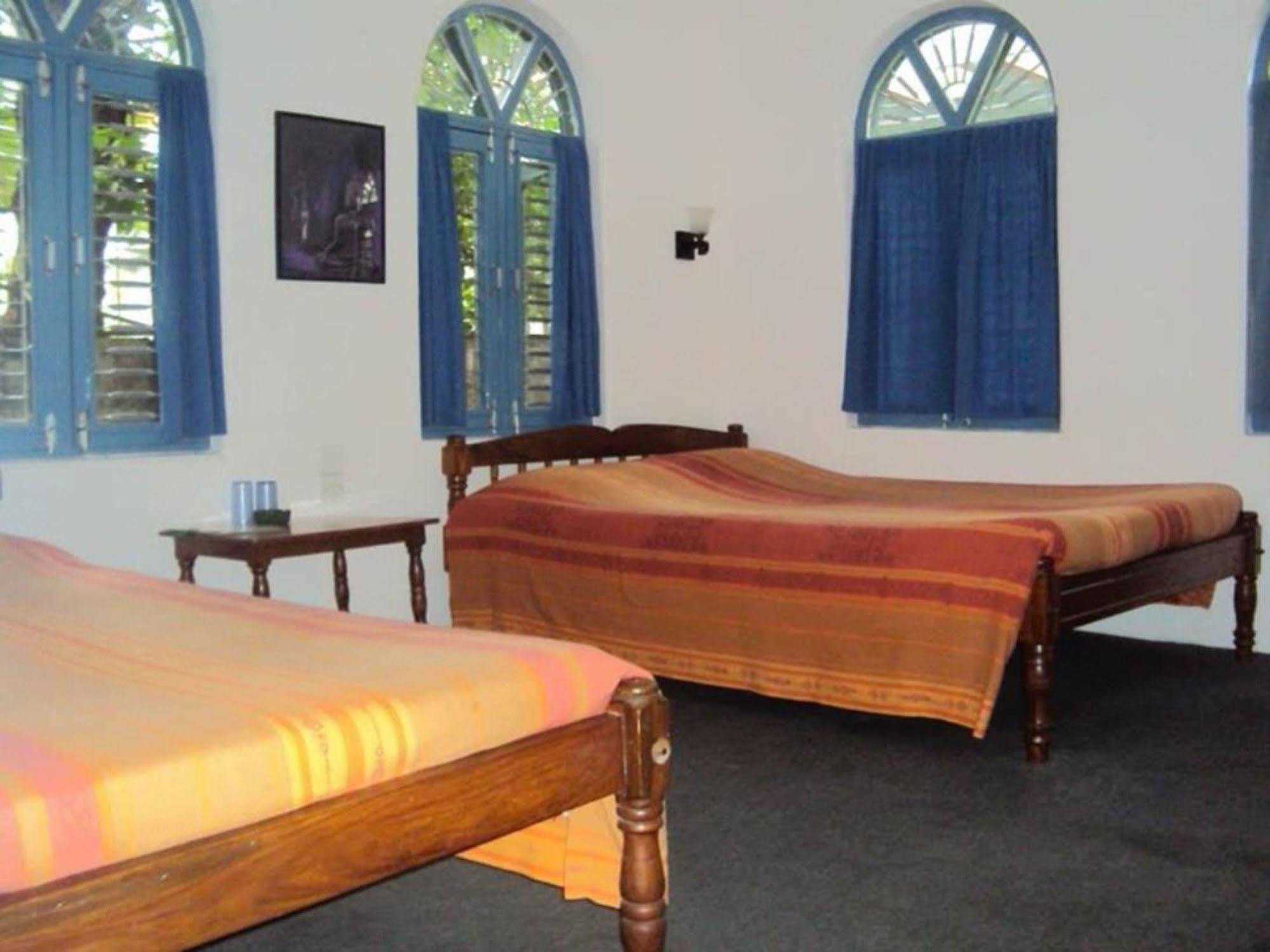 Sacred Valley Inn Pokhara Exterior foto